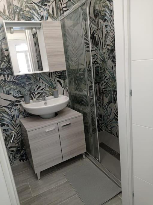 Iris Apartment ビシェーリエ エクステリア 写真
